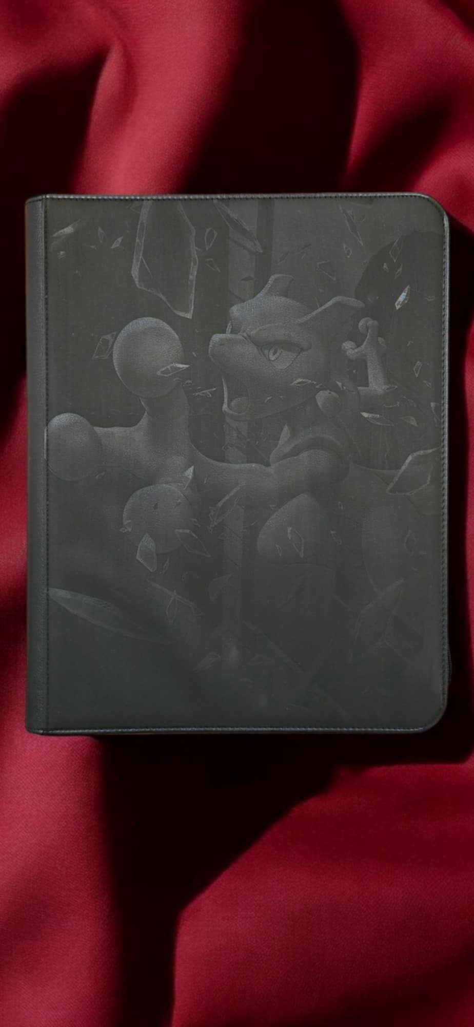 MEWTWO Toploader Binder - 9 pocket (252 Cards)